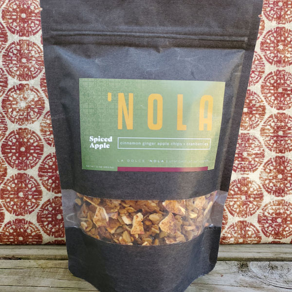 Dolce-_000178_082148_19779034_13334